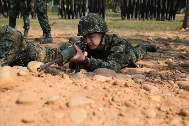 林亭翰想透過《九條好漢在一 班》讓更多人認識自己。台視提供