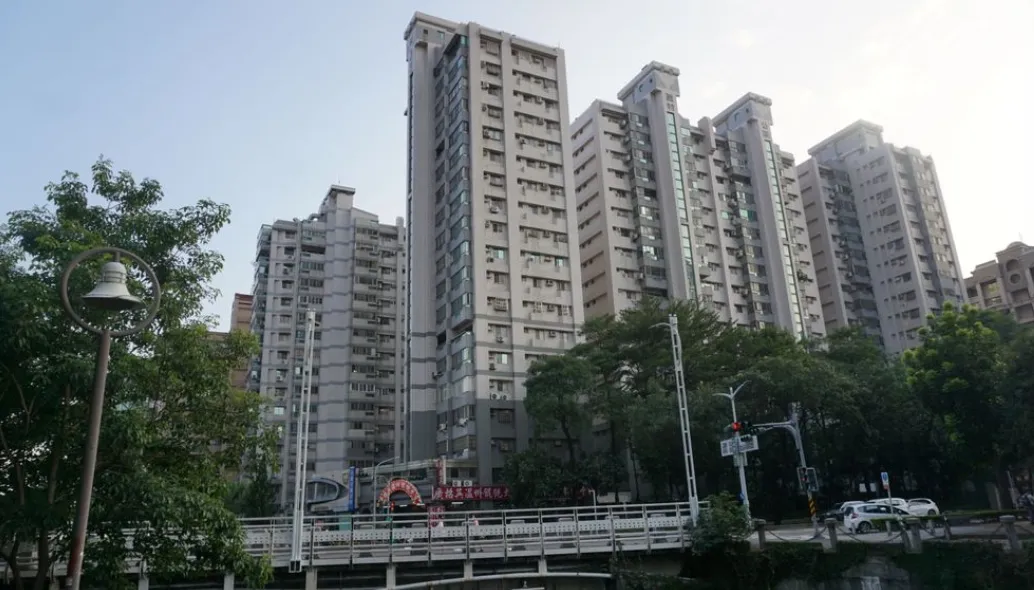 河堤社區房價保值抗跌性強,今年中古屋仍持續走揚。葉家銘攝