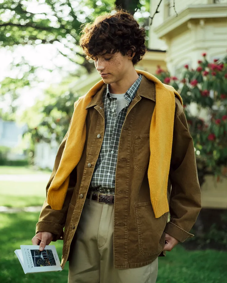 UNIQLO秋季系列捕捉美國東岸常春藤學院的氣質與氛圍，並融入機能工裝與運動潮流。品牌提供