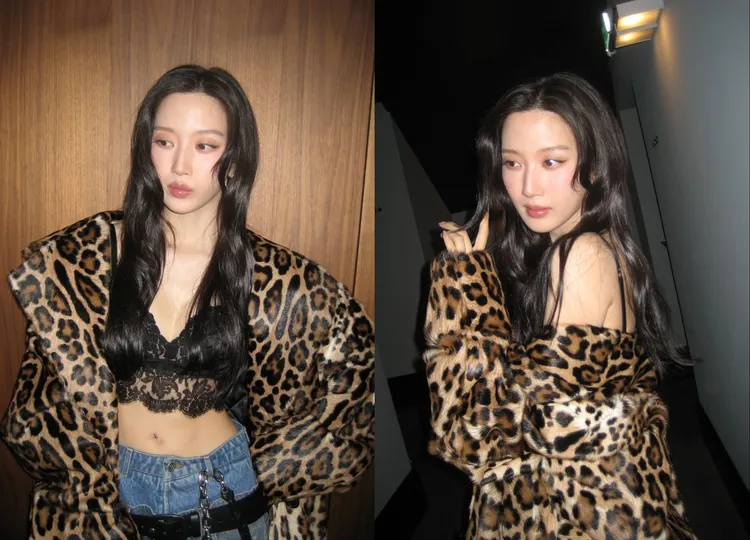 文佳煐的看秀穿搭為蕾絲內衣搭配豹紋長外套與丹寧褲。翻攝文佳煐 IG