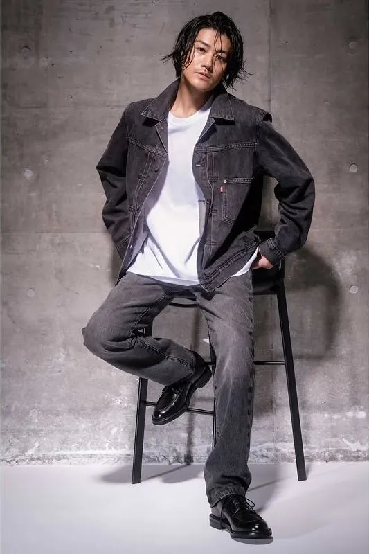 赤西仁離婚後桃花朵朵開。翻攝赤西仁IG