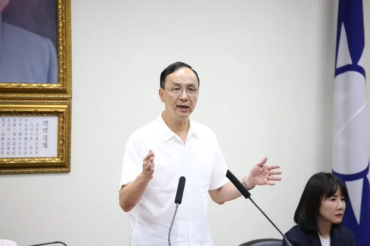 朱立倫在中常會上坦言，財劃法公式設計確有瑕疵。國民黨提供