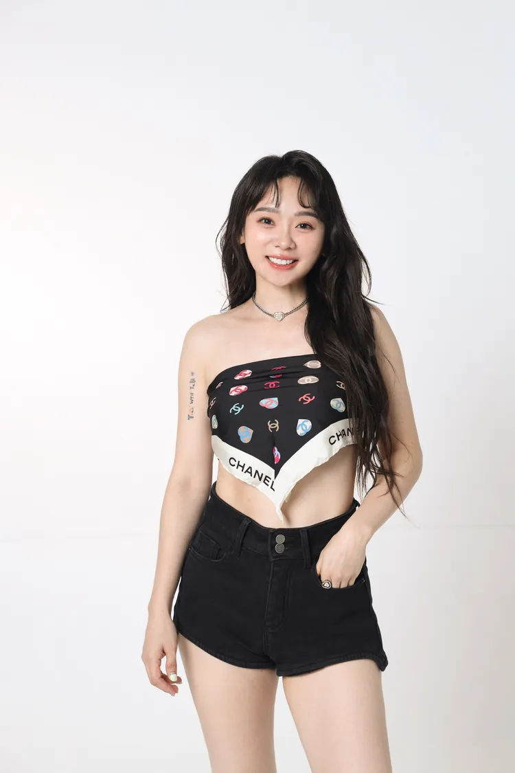 洗菜自砸15萬發片圓歌手夢。榮星大月工作室提供