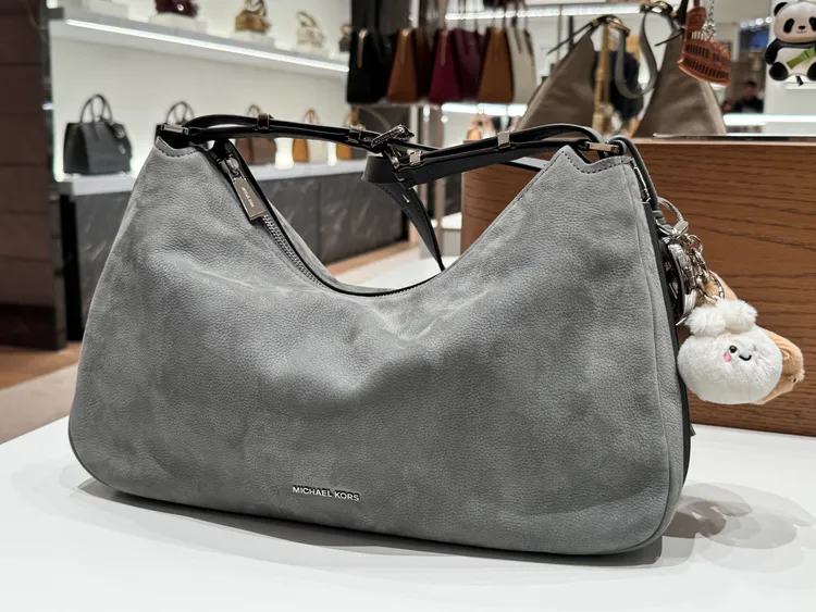 消費者可以趣味掛飾盲盒打造專屬風格。張家玲攝