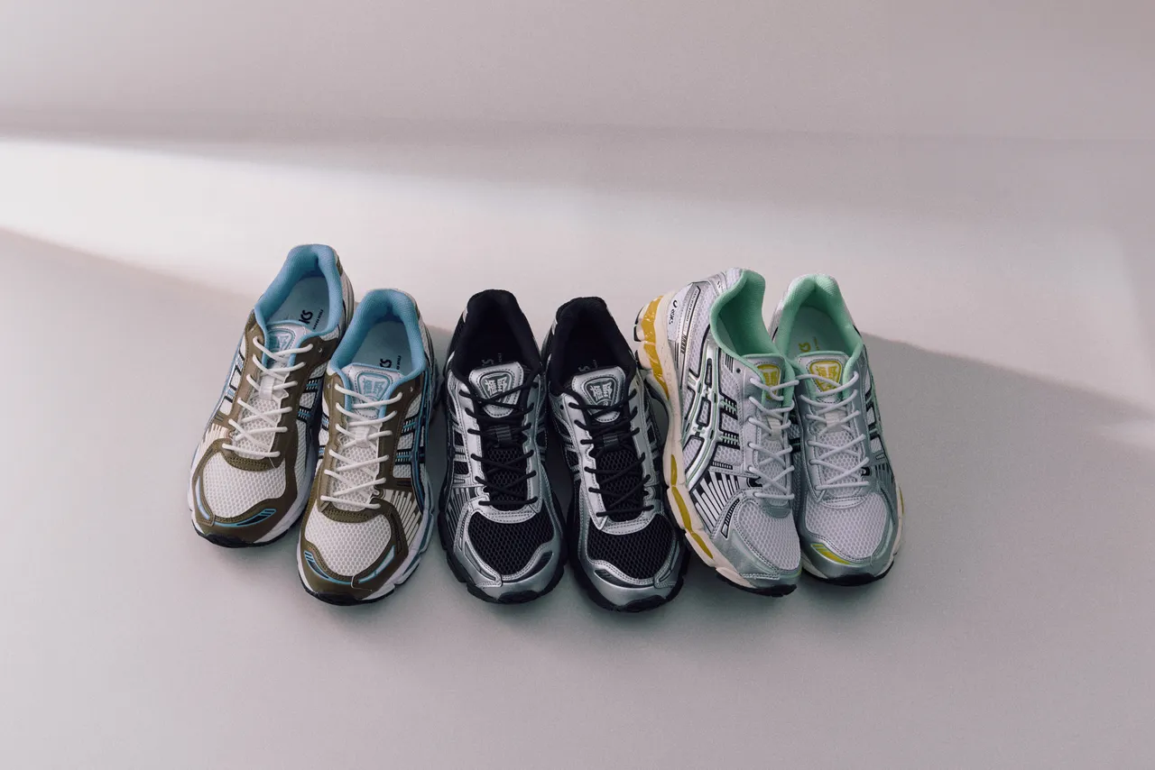 ASICS GEL-KAYANO 12.1推出多款色选。品牌提供