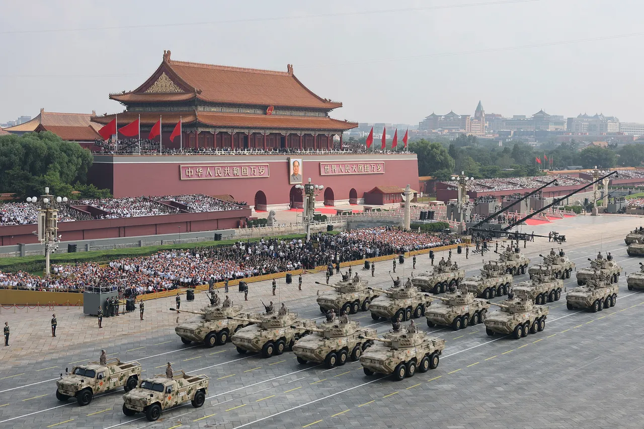 中國積極發展軍力,威脅現有國際秩序。圖為北京九三大閱兵。美聯社