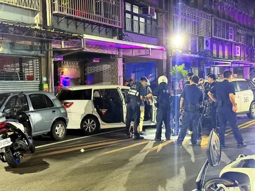 該死的詐團!車手取款衝撞逃竄 三重警轟20多槍逮到他