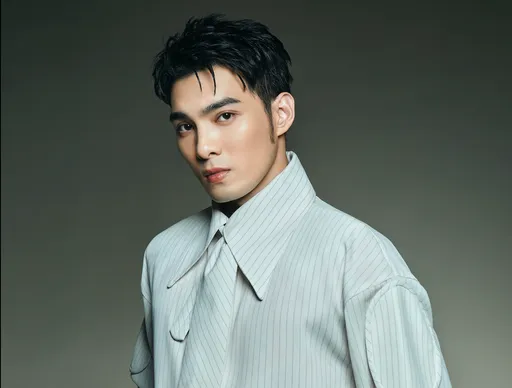 黄伟晋痛揭心碎过往 独守家人遗体听江美琪的歌