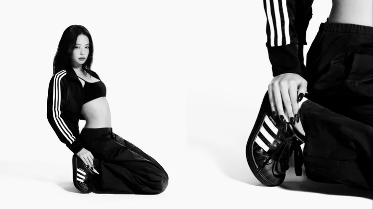 Jennie在日前的形象照中腳踩SUPERSTAR II搭配經典三線外套。品牌提供