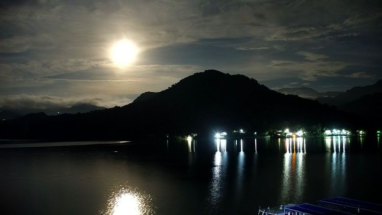 桃園中秋賞月8大浪漫秘境大公開　網路「鏡頭君」一鍵連線迷人雙圓風光