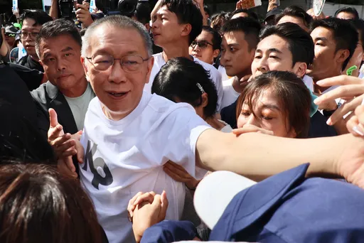 柯文哲回新竹老家再北上! 本週2天將現身北院出庭
