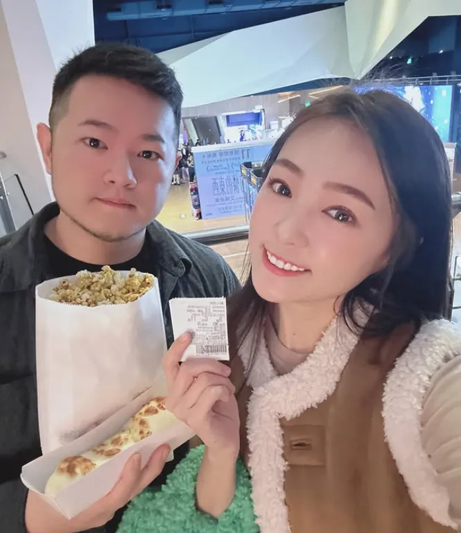 丫頭與老公結婚５年。翻攝丫頭IG