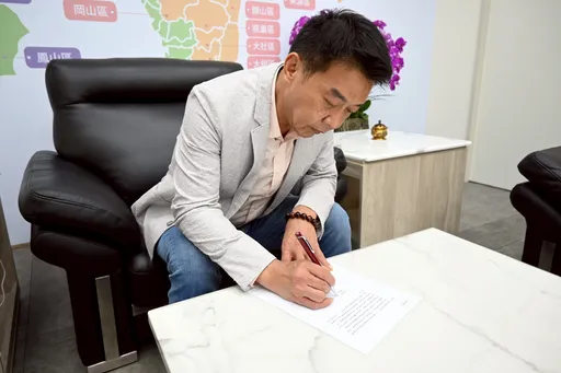 樺加沙颱風重創家園!許智傑提災後復原重建特別條例