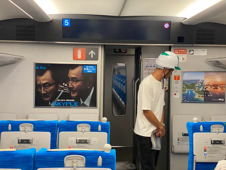 未來N700ST與現行高鐵列車最大不同點之一，在於不用按鈕開門的新功能，只要人通過就會自動感應。莊偉祺攝