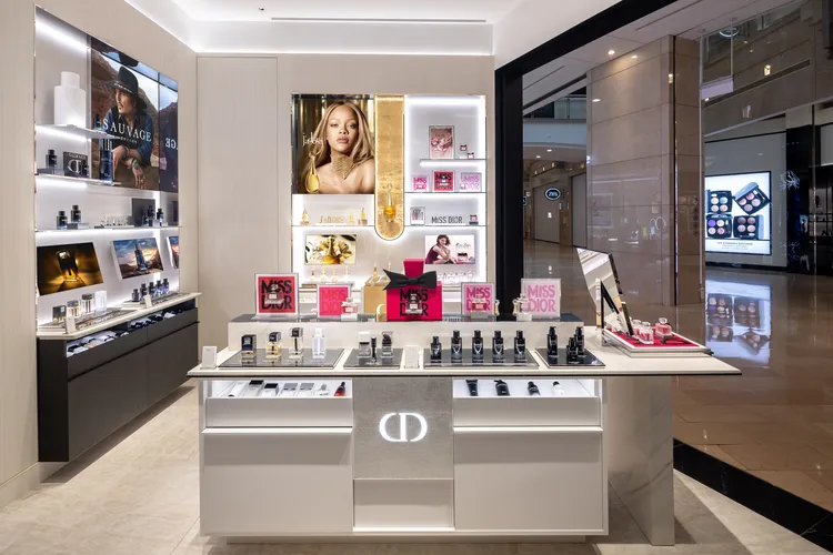 DIOR台北101美妝旗艦店香氛區。品牌提供