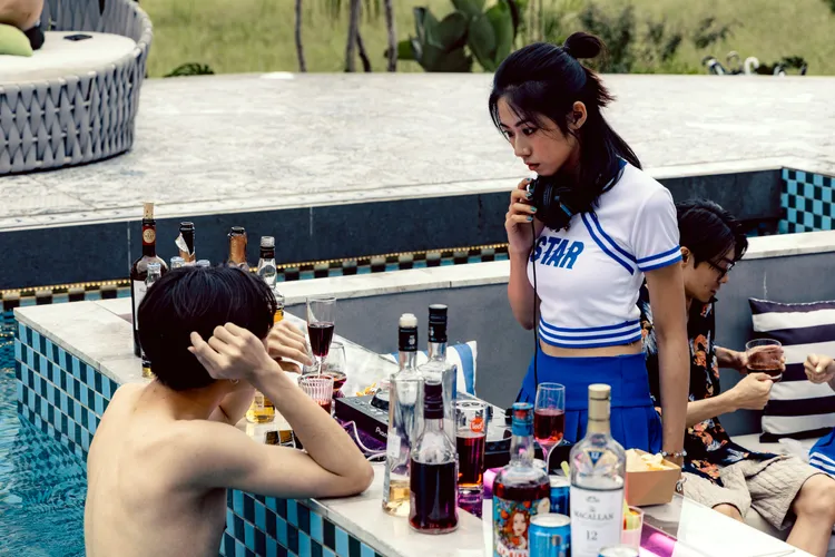 邱姿雅《藍色假期》羞澀追夢到渾然天成。公視台語台提供