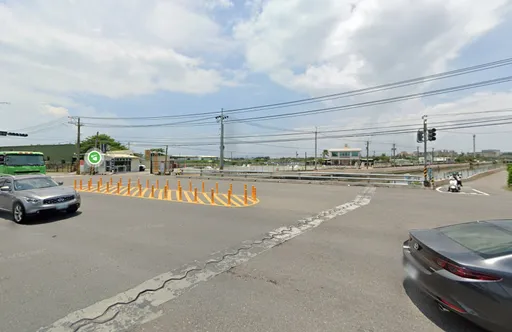 路口號誌有缺失...婦人騎車待轉過馬路被撞死 高市交通局賠18萬定讞
