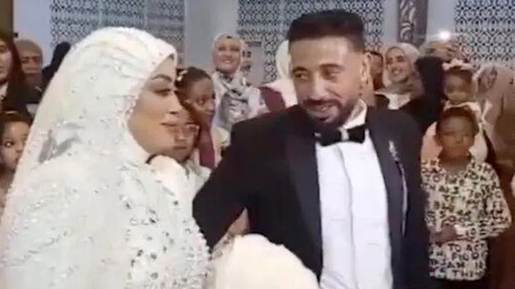 阿什拉夫與新娘在婚禮上共舞。翻攝自X