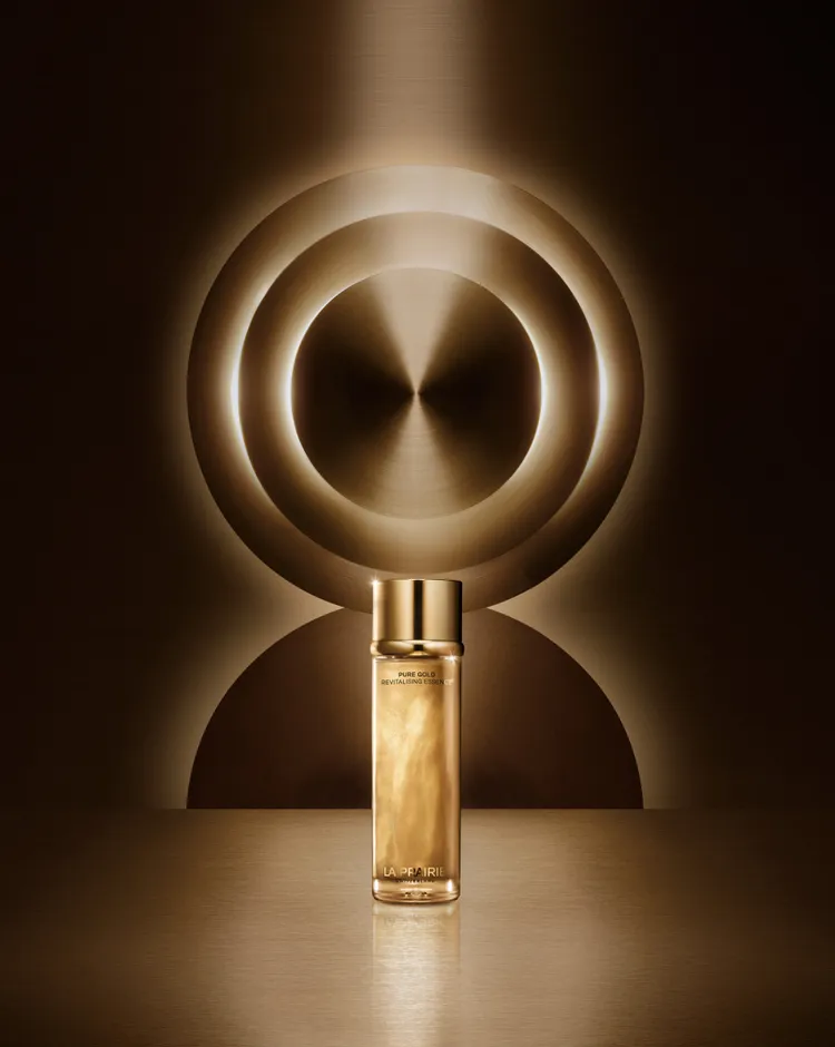 LA PRAIRIE極緻金燦金露，130ml／1萬7050元。品牌提供