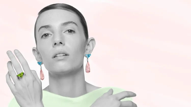 PRADA Couleur Vivante高級珠寶形象照。品牌提供