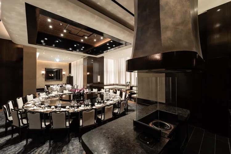 高雄「雋GEN」位於前鎮區復興四路8號。業者提供