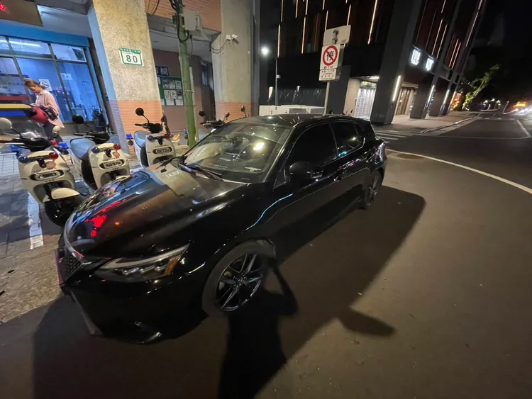 警方循線查獲來接應的男子與車輛。警方提供