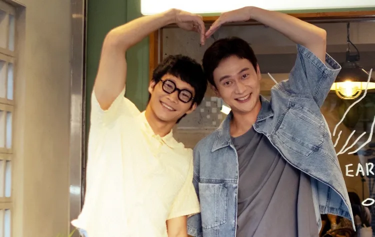 劉冠廷（右）和黃冠智對戲笑場13次。