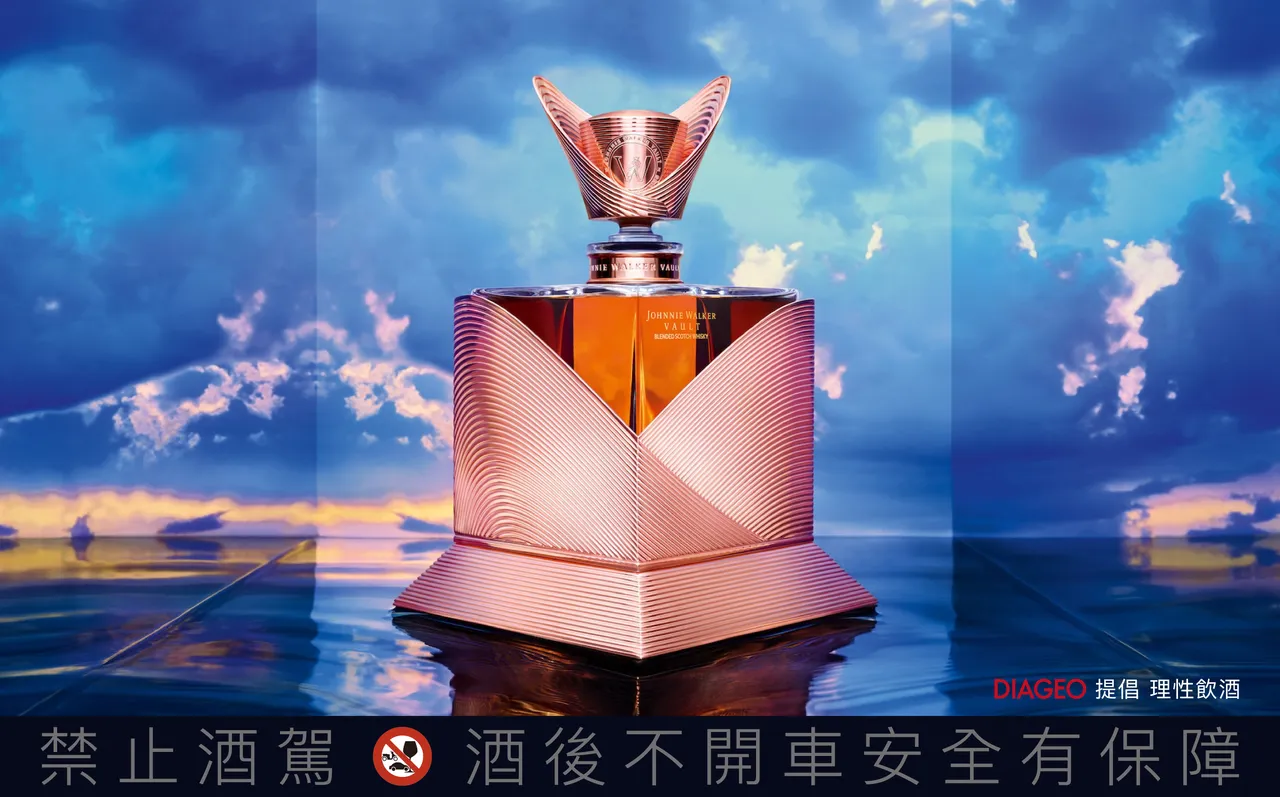 Johnnie Walker Vault X Olivier Rousteing「高订匠心系列」- 春 。品牌提供
