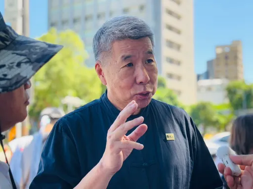 張亞中領表選國民黨主席 喊不應只拱盧秀燕!點名「他」選總統