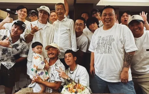 小鬼爸65歲壽宴星友幫盡孝!KID、坤達、柯佳嬿、鬼鬼、歐漢聲都來了