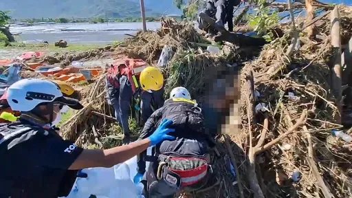 花蓮救災|台中特搜隊剛拜完土地公 樹叢尋獲60多歲男性遺體