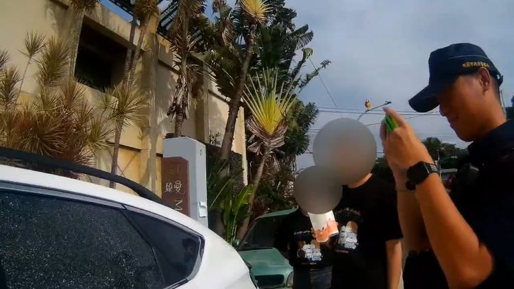 車窗莫名被擊裂　桃警細查迅速釐清肇因