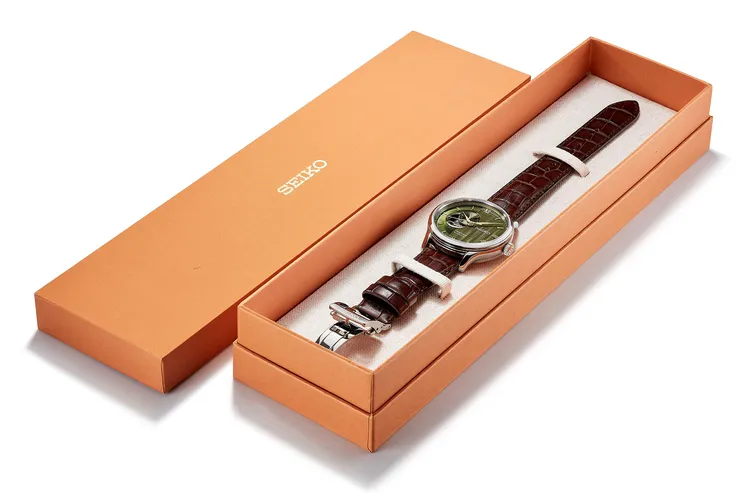 Seiko Presage庭園系列「落羽松」台灣限定腕錶 訂製錶盒。品牌提供