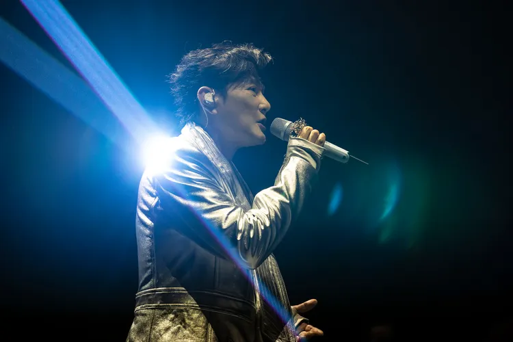 張信哲將展開「一周一城市」巡演。潮水音樂提供