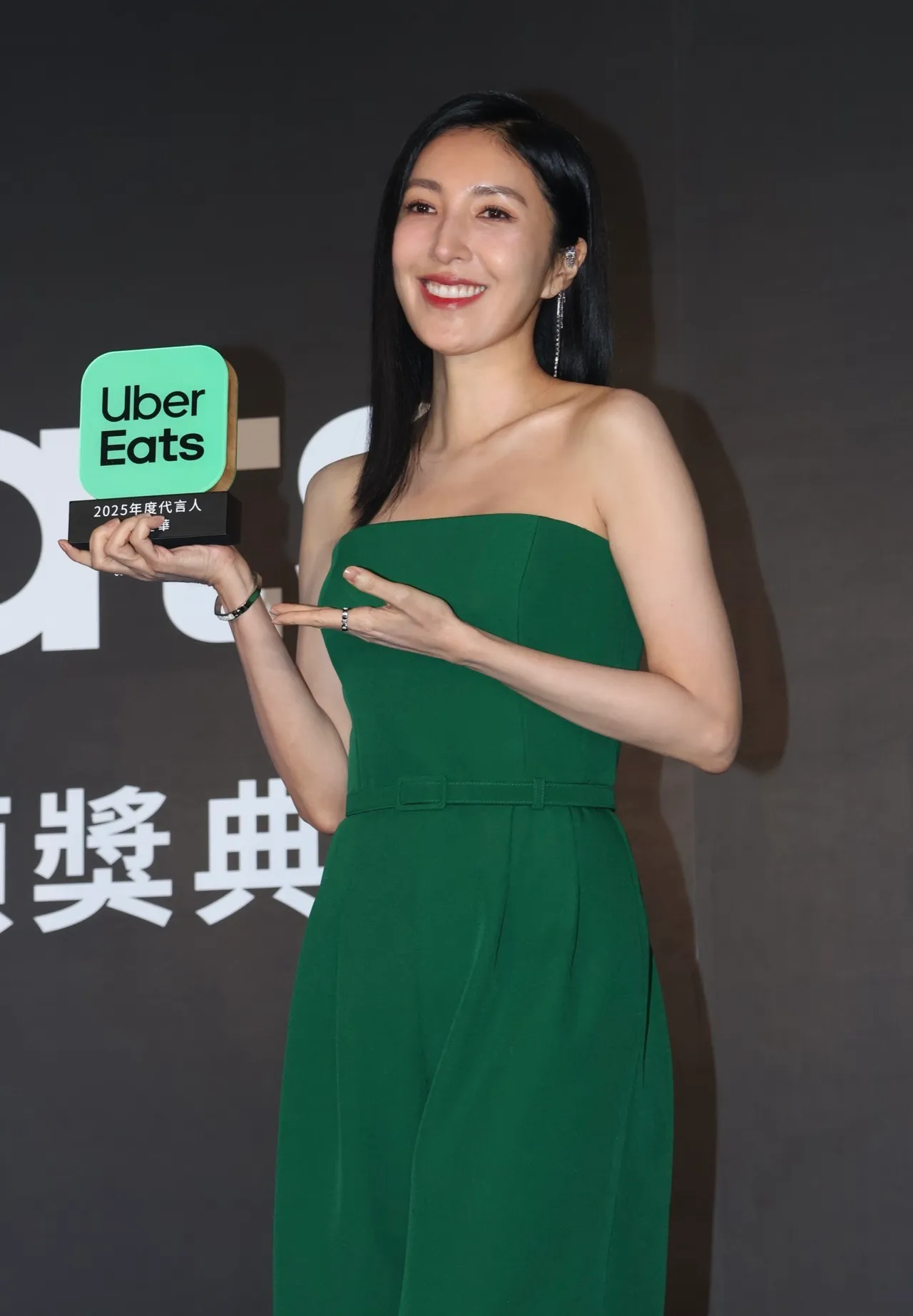 杨谨华心中的遗珠是Ella。庄宗达摄