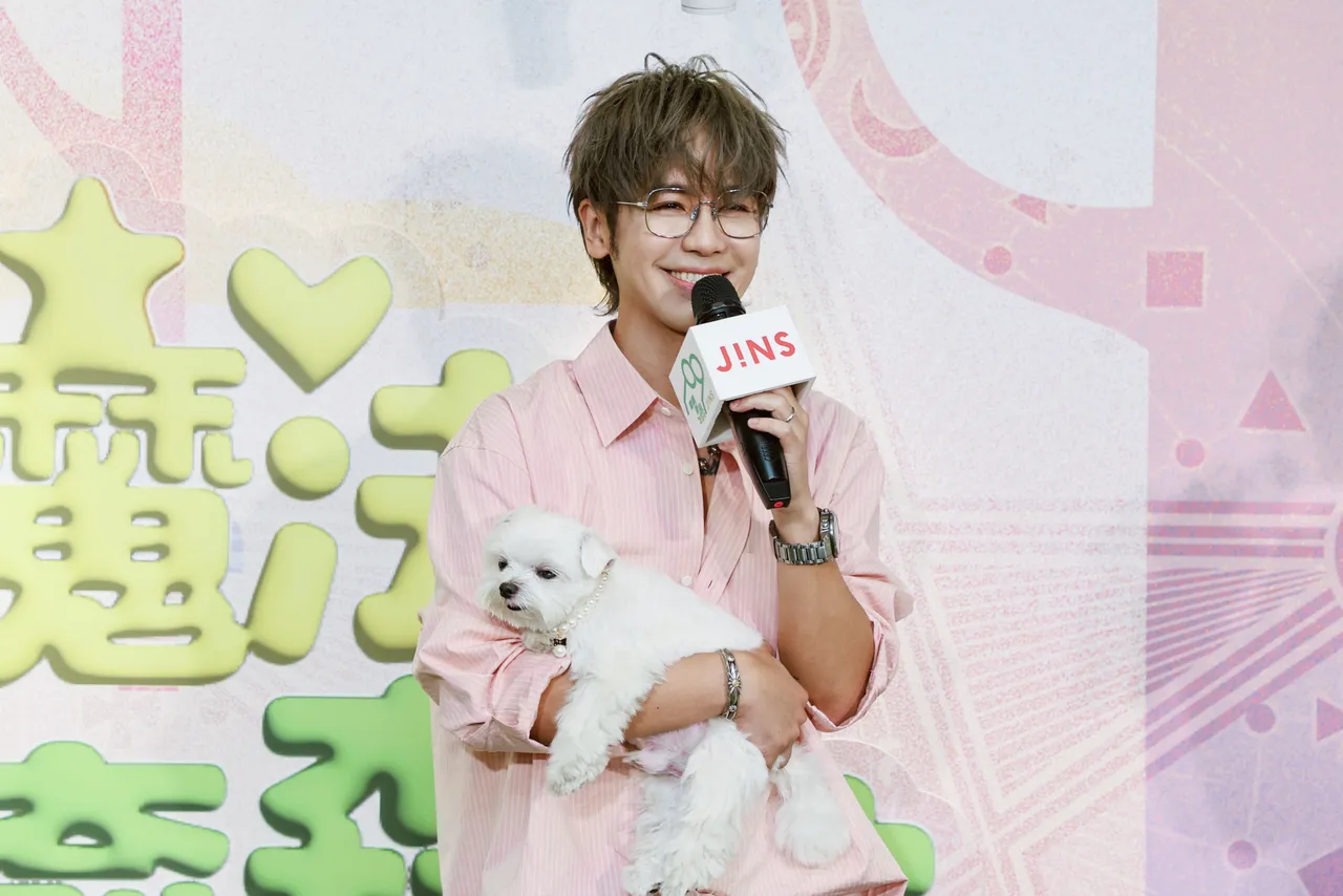 鼓鼓谈Lulu与陈汉典闪婚赞很登对。相信音乐提供