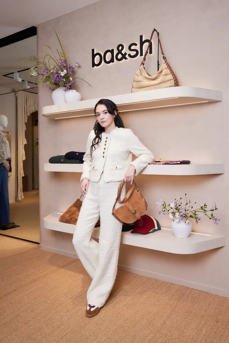 張榕容另也穿著POLL軟呢外套搭配PAMO直筒褲。品牌提供