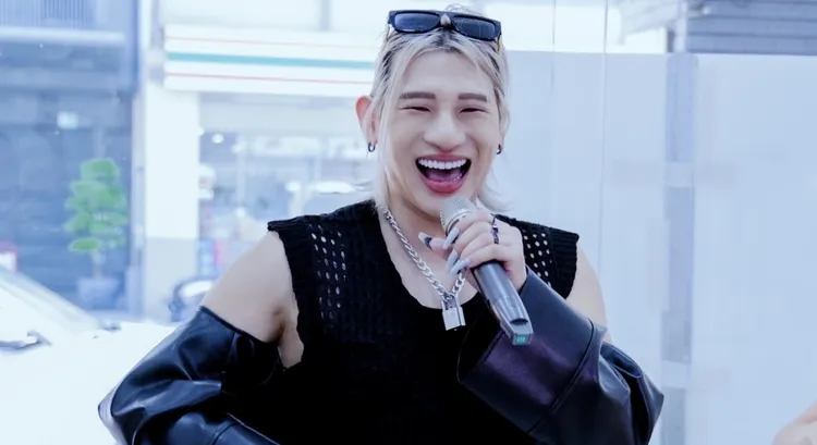 嘻小瓜以自身經歷分享演藝圈並不如外界想的光鮮亮。翻攝嘻小瓜臉書