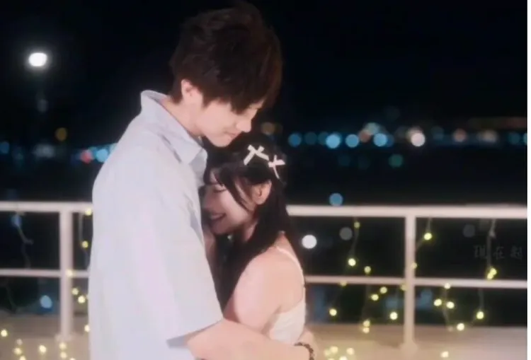 范姜彥豐與俐蓁拍MV親密互擁。翻攝俐蓁IG