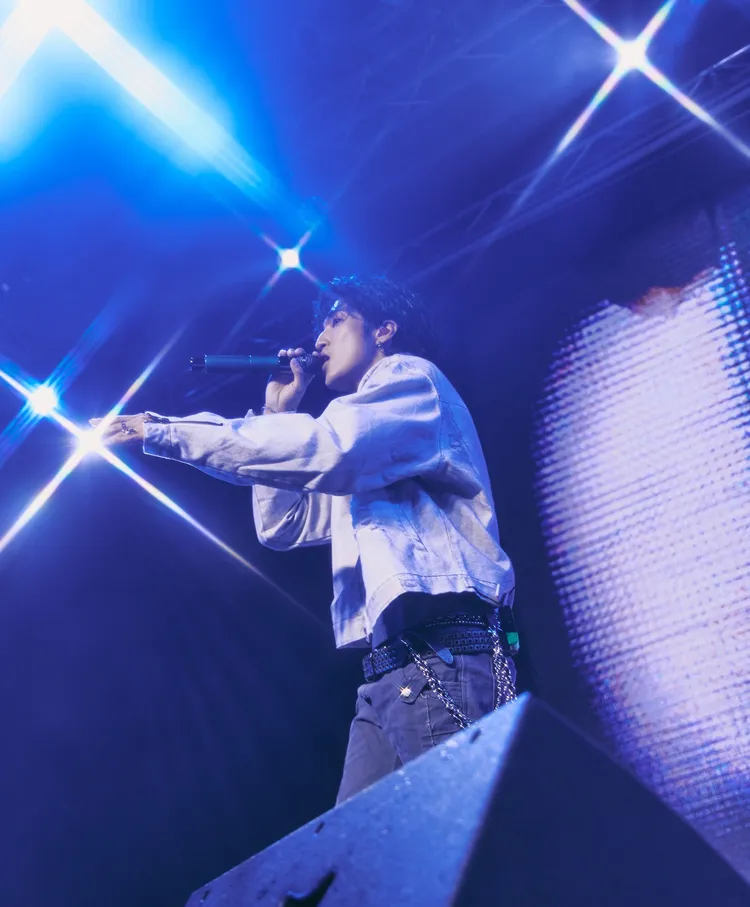 婁峻碩生日檔期開唱，與粉絲近距離開唱互動。伊弗龐金有限公司提供