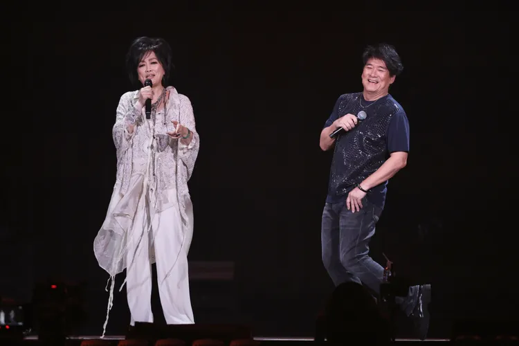 齊豫甜讚周華健，讓他開心手舞足蹈。彭欣偉攝