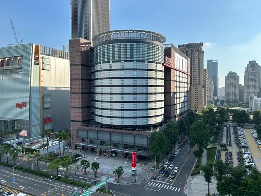 停业226天!台中新光三越获准恢复使用 业者16:30宣布开幕时间