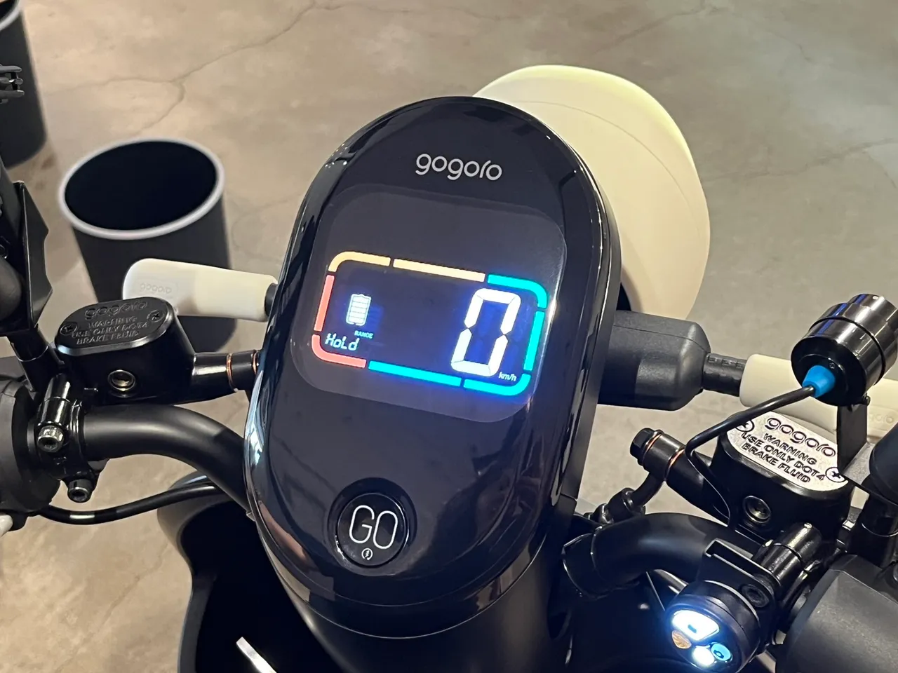 智慧駐車輔助做動時,儀表板也會同步顯示Hold字樣。林浩昇攝