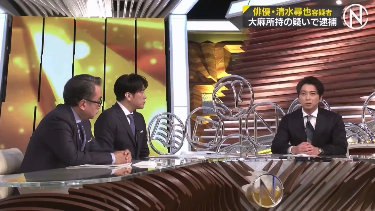 松本润(右起)对安住绅一郎、三谷幸喜透露自己看到新闻当下的反应。翻摄TBS