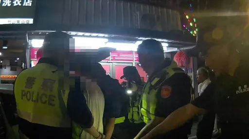 南投廟會侵占車違停 25歲男拒配合攔查!遭警強勢壓制