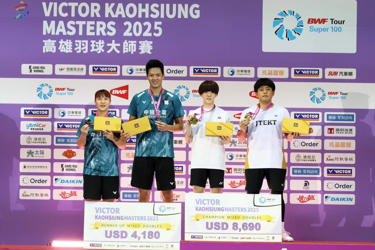 新出爐的世大運混雙金牌組合，高雄大師賽再合體拿下銀牌。高雄羽球大師賽提供