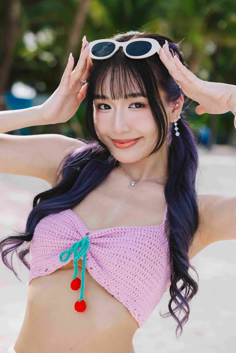 郭郭為拍寫真，改多喝水，暫停手搖飲，皮膚變更好。星光瑞瑞提供