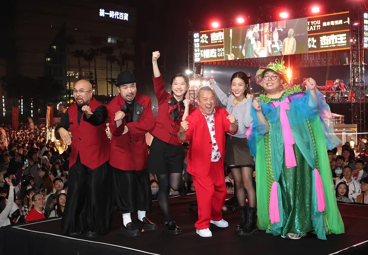 《夜市王》以台灣夜市文化為核心，結合美食、娛樂與人情味。緯來提供