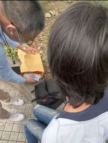 警方逮到取款车手。警方提供