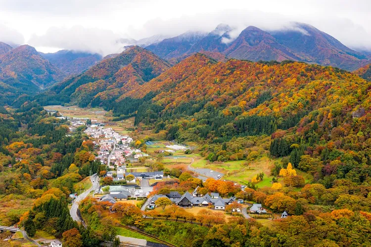 日本賞楓團推薦日本東北5日行程，每人最低免3萬就能盡覽日本紅葉。業者提供